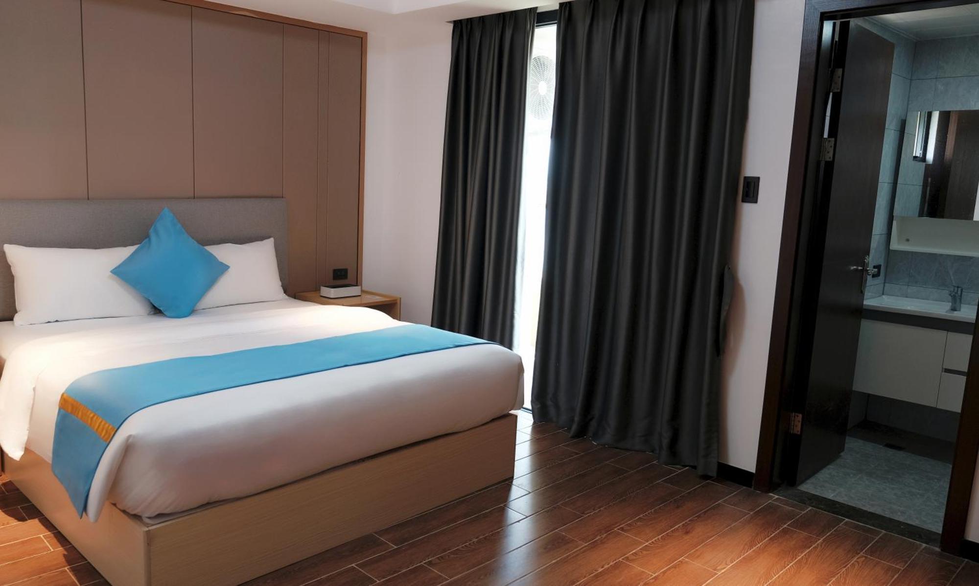 Golden Seagulls Hotel Paranaque City 외부 사진