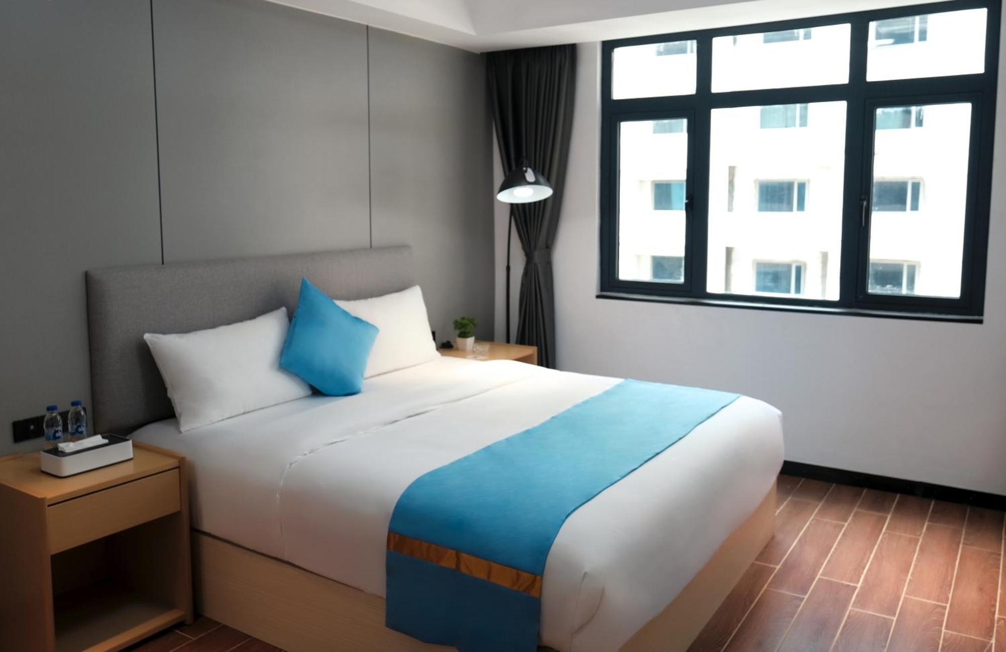 Golden Seagulls Hotel Paranaque City 외부 사진