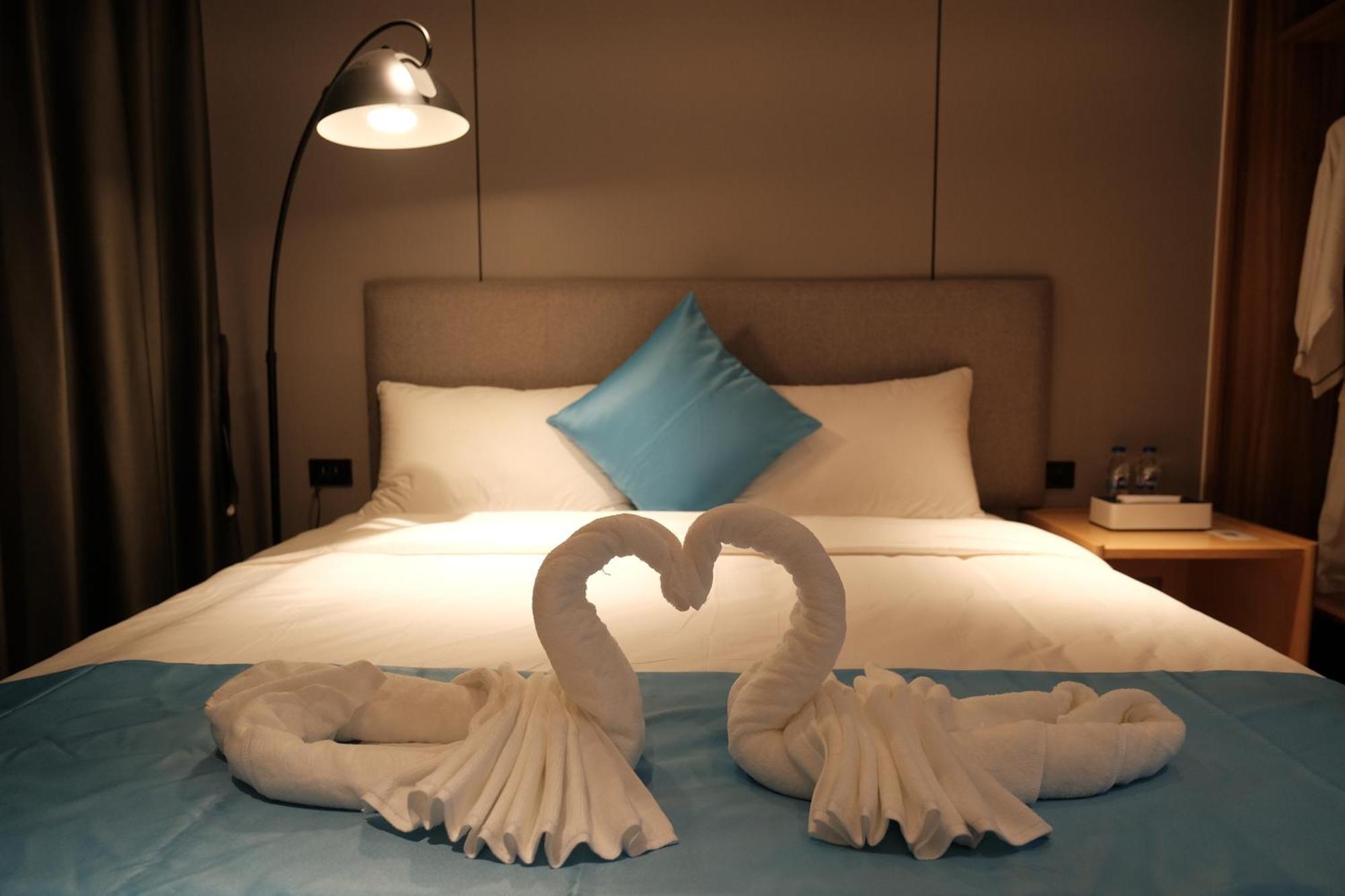 Golden Seagulls Hotel Paranaque City 외부 사진