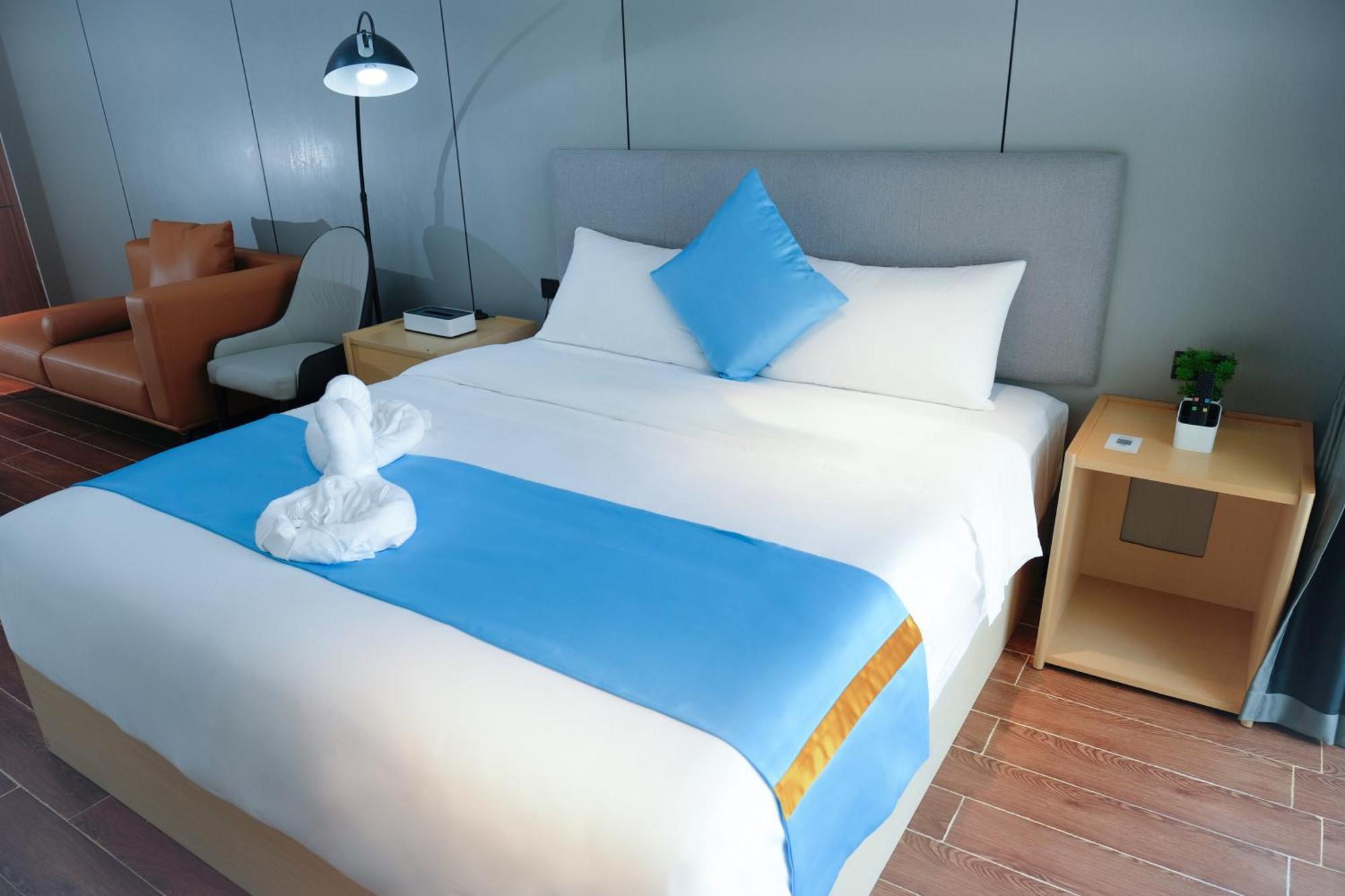 Golden Seagulls Hotel Paranaque City 외부 사진