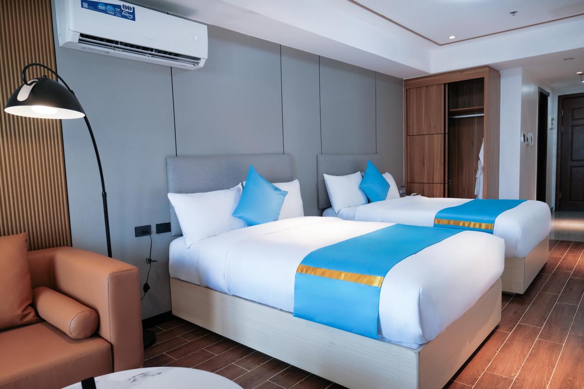 Golden Seagulls Hotel Paranaque City 외부 사진